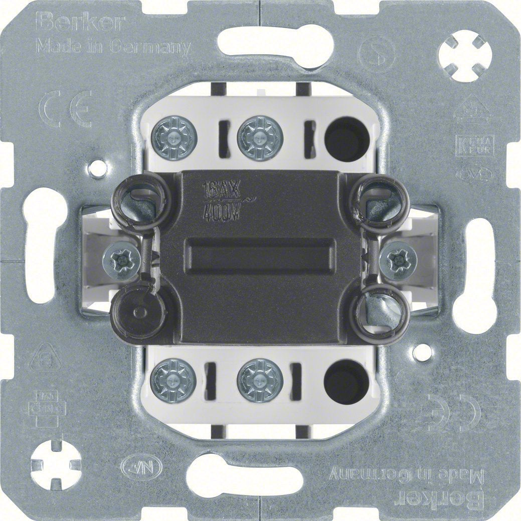 AFBRYDERINDSATS TOPOLET 16AX